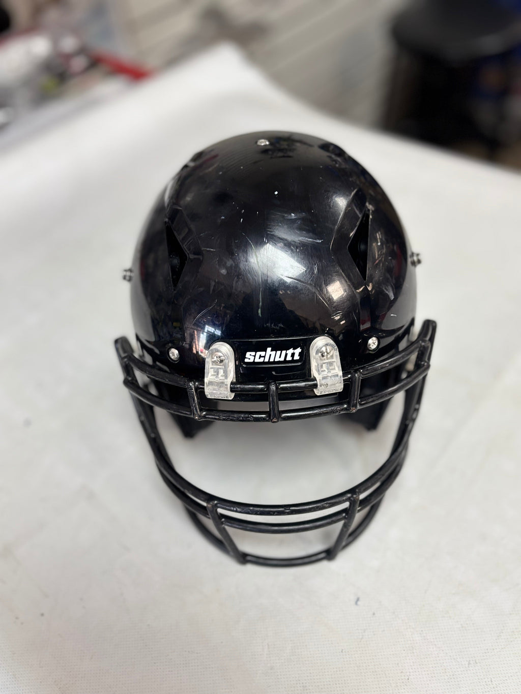 2024 Schutt Vengeance A11 Youth Large Football Helmet