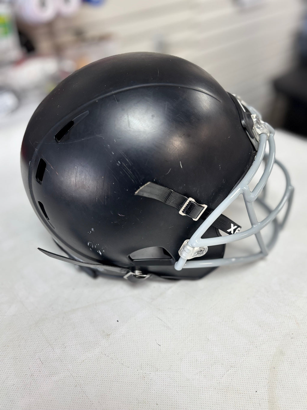 2023 Xenith X2E+ Youth Medium Football Helmet (used)
